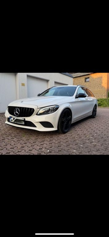 Image of Mercedes-Benz C 300