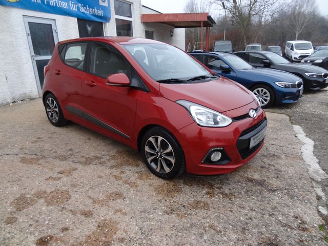 Fahrzeugabbildung Hyundai i10 FIFA World Cup Edition/2.Hd/Klima/Garantie/