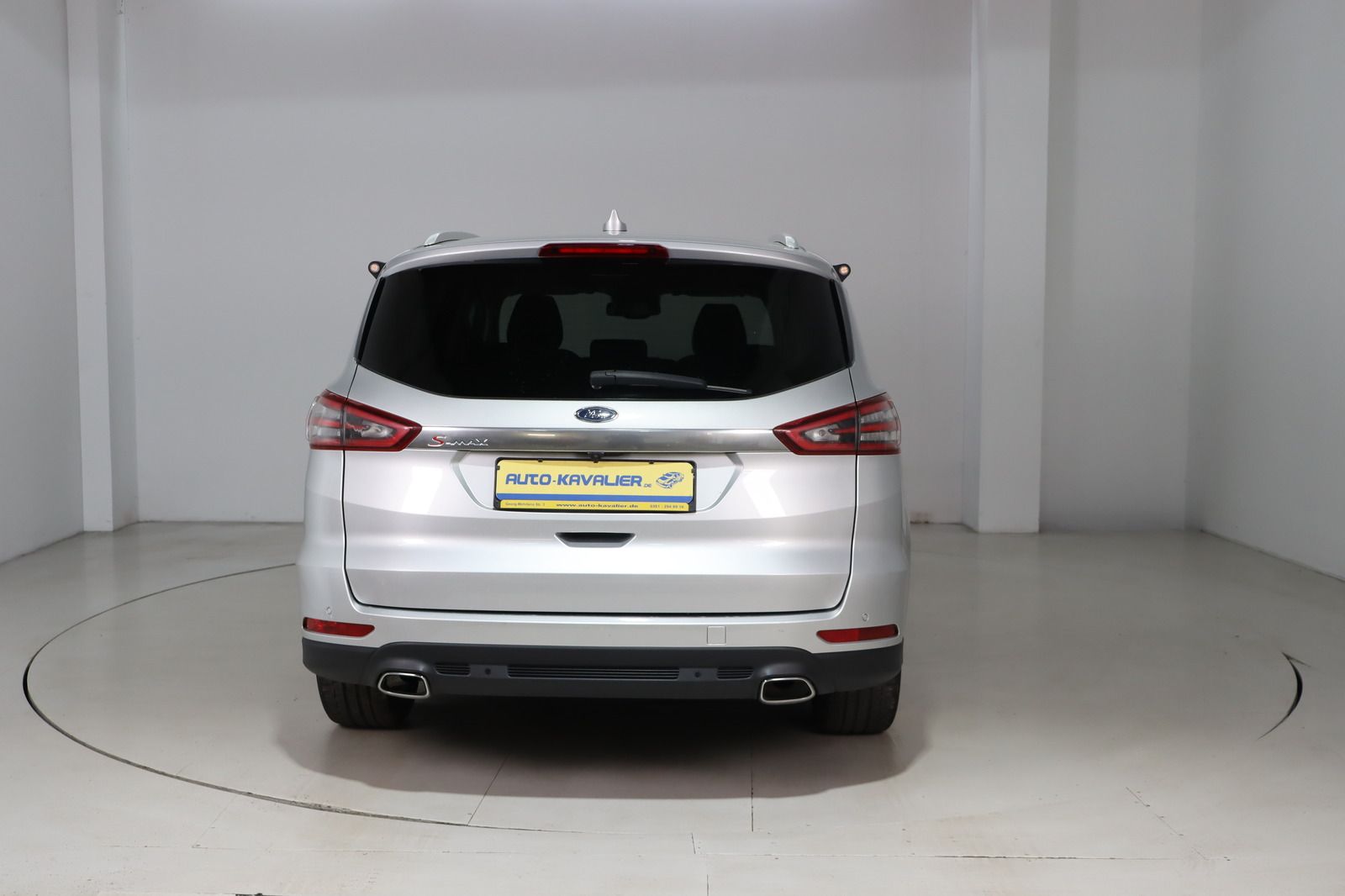 Fahrzeugabbildung Ford S-MAX * Navi * Bi-Xenon * PDC