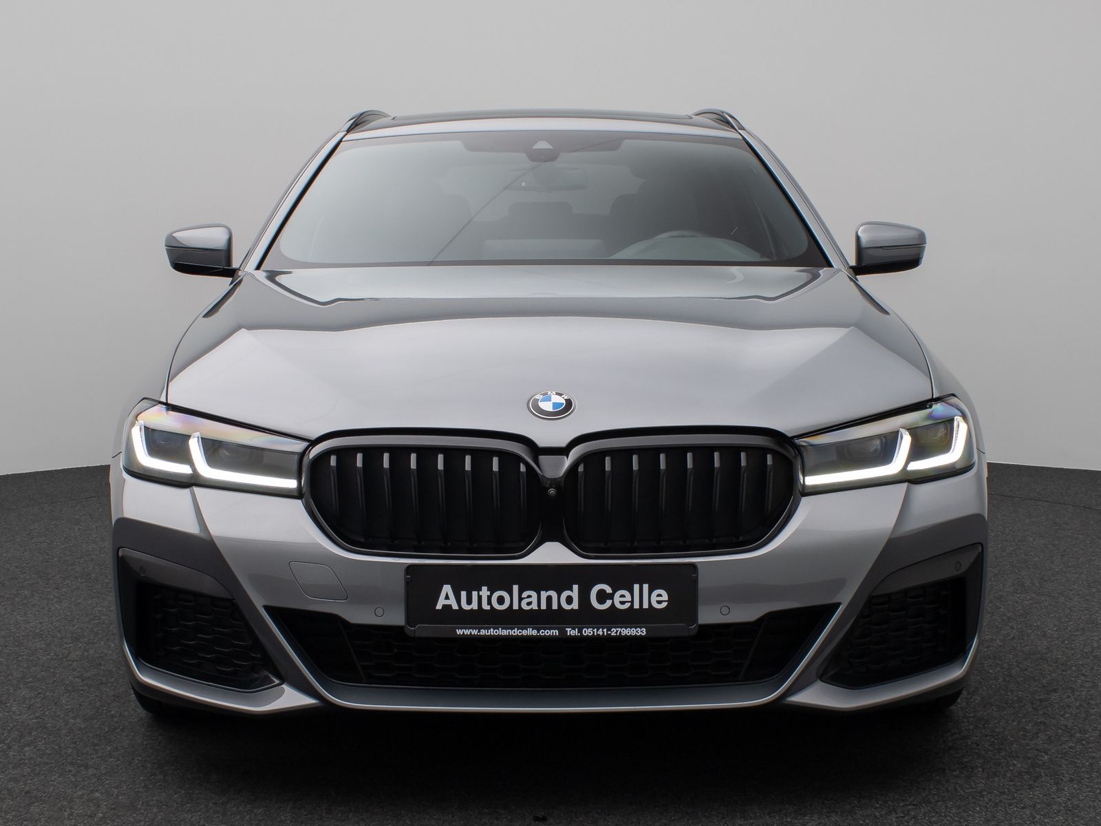 Fahrzeugabbildung BMW 530d M Sport Panorama 360°DAB H/K Komfort 20Zoll