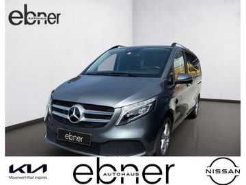 Mercedes V 220 - 1