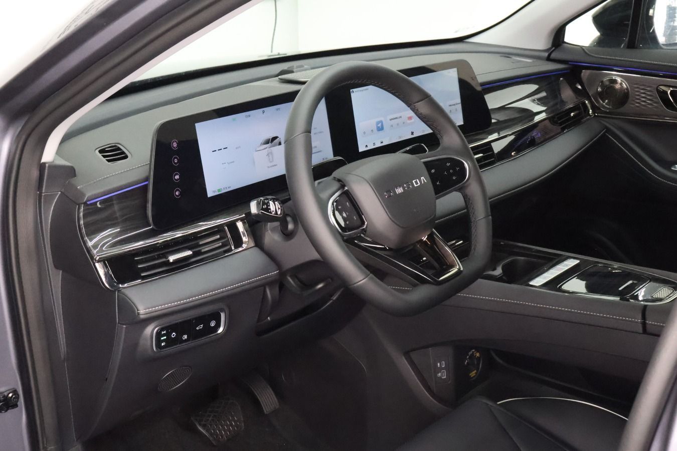 OMODA 5 EV
