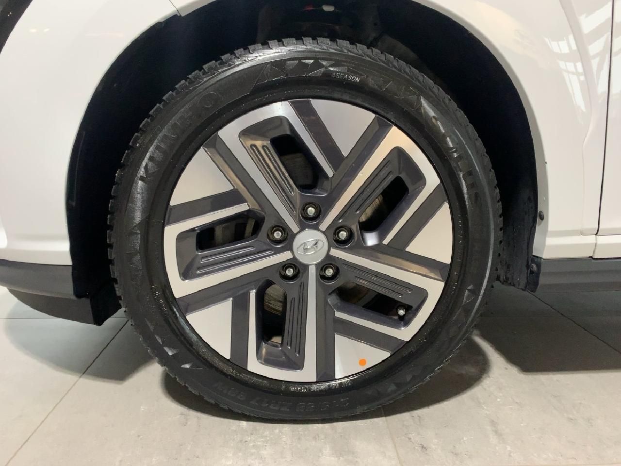 Fahrzeugabbildung Hyundai KONA Trend Elektro 2WD + Navigations-Paket