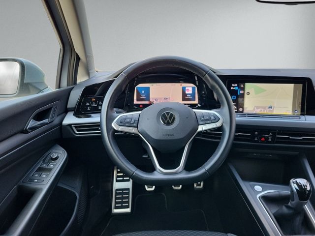 Golf VIII 1.5 TSI ACTIVE STANDHZ+RFK+HEAD-UP+NAV