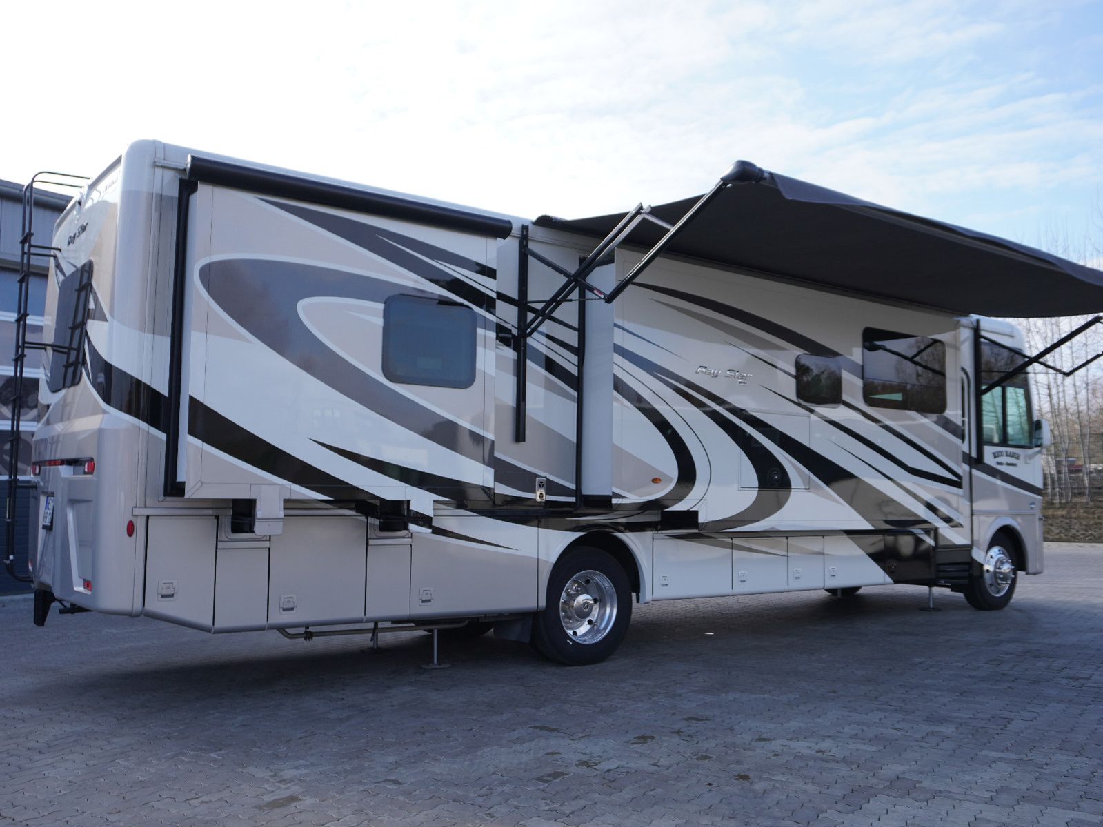 Fahrzeugabbildung Ford Newmar Bay Star 3626 Class A