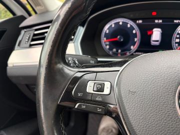 Volkswagen Passat Variant - 12