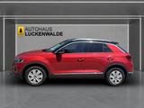 Volkswagen T-Roc 1.5 TSI Style DSG *StdHz*ACC*NAV*R-CAM* - Volkswagen T-Roc mit Benzin-Antrieb: Rot
