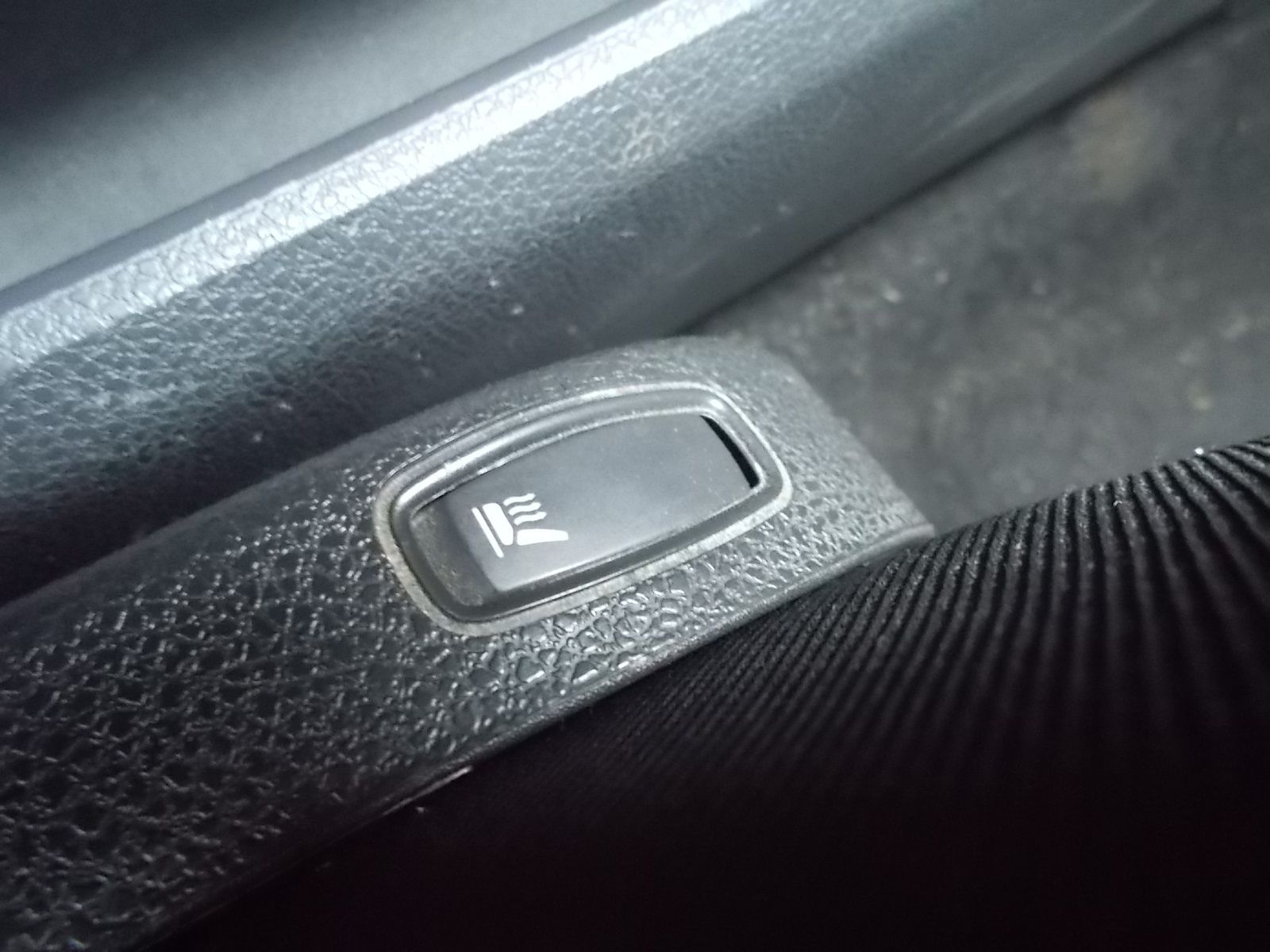 Fahrzeugabbildung Dacia Lodgy Stepway 1.2 TCe 7 Sitze