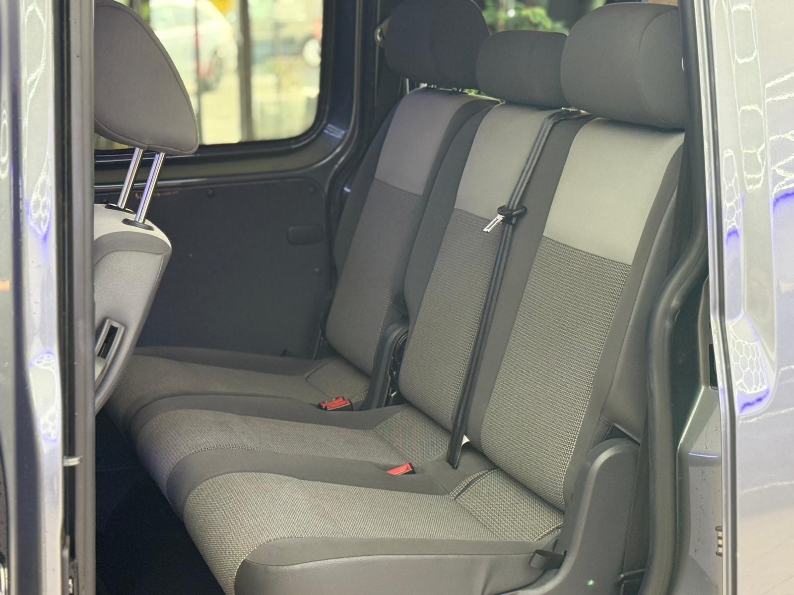 Volkswagen Caddy 1,6-Maxi-Behindertengerecht-Rampe