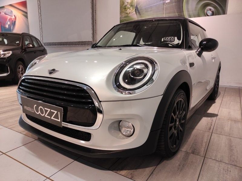 MINI Mini (F56) - Mini 1.5 Cooper D Baker Street imagem 2