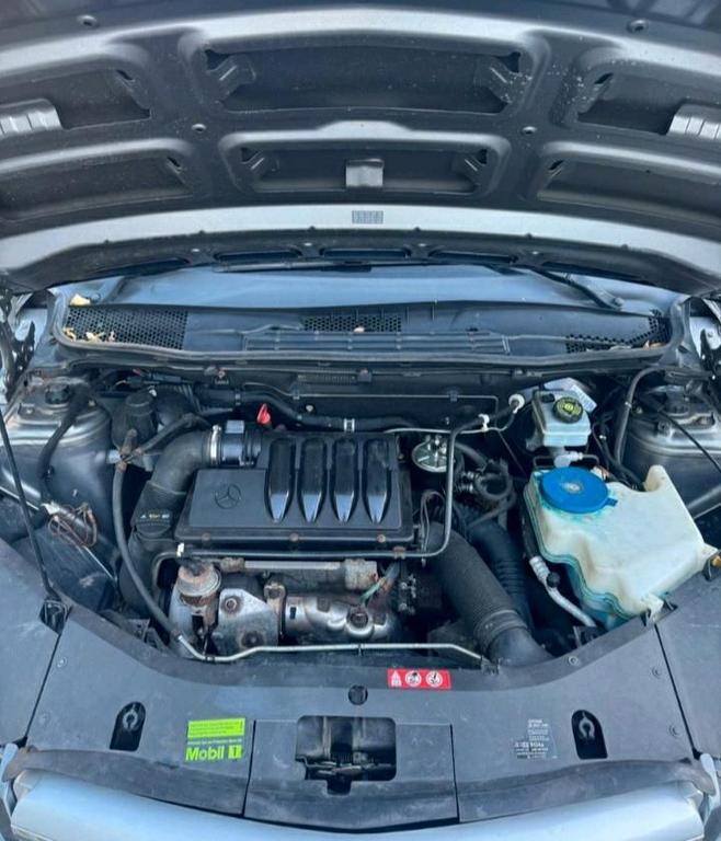 Mercedes-Benz B 200