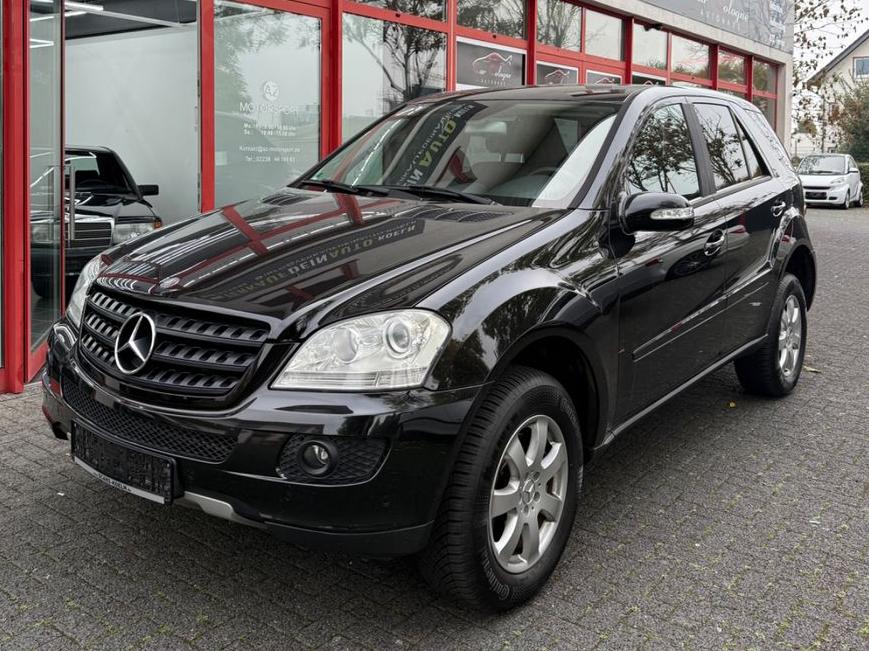 Mercedes-Benz ML 280 CDI 4-MATIC (SCHECKHEFTGEPFLEGT)