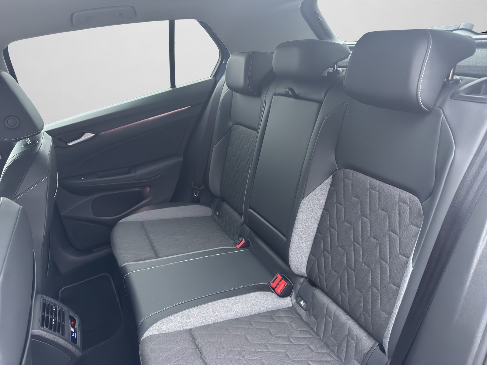 Volkswagen Golf - Bild 15