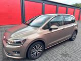 Volkswagen Golf Sportsvan VII Allstar BMT/Start-Stopp - mit Benzin-Antrieb: Gold, Limousine