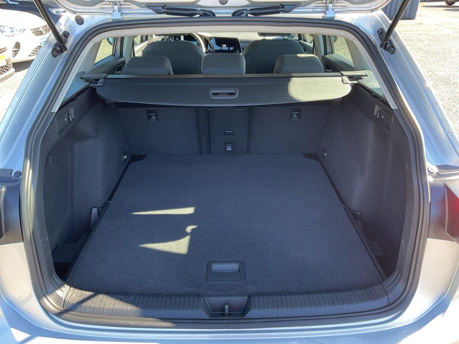 Volkswagen Golf VIII Variant 1.5 eTSI Life DSG LED NAVI SHZ, миниатюра 9