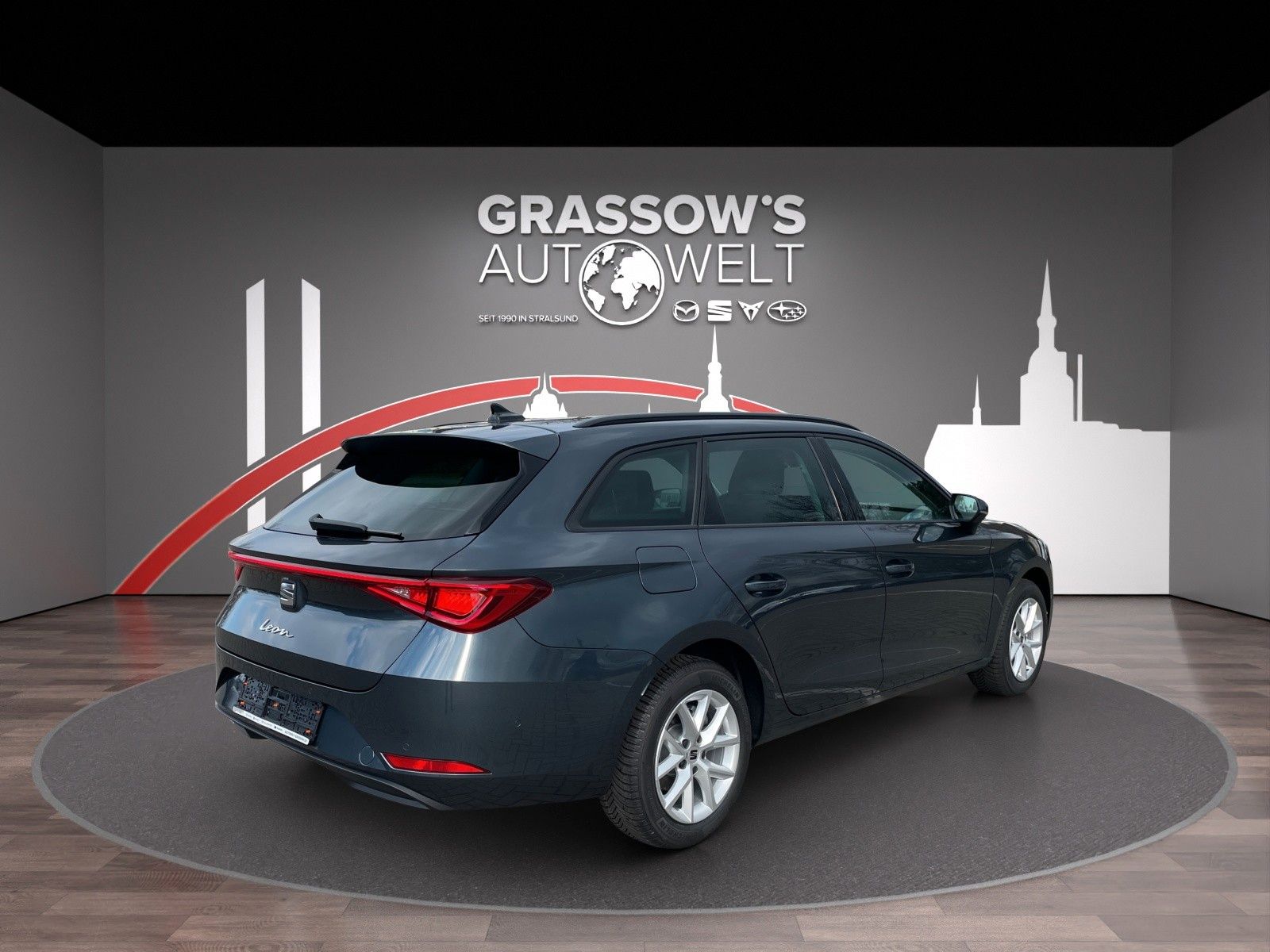 Fahrzeugabbildung SEAT Leon Sportstourer 1.5 eTSI DSG LED/NAVI/SHZ/LHZ