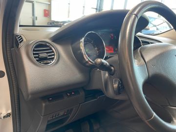 Peugeot 5008 Active *7.SITZER*KLIMA*TEMPOMAT*PDC*