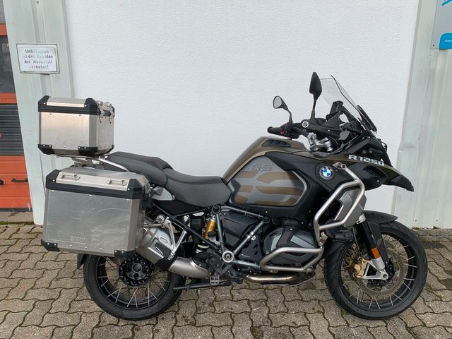 BMW R1250GS Adventure Langstrecken Fahrzeug