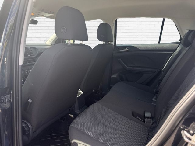 Fahrzeugabbildung Volkswagen T-Cross 1.0 TSI 95 PS 5-Gang AC PDC LANE
