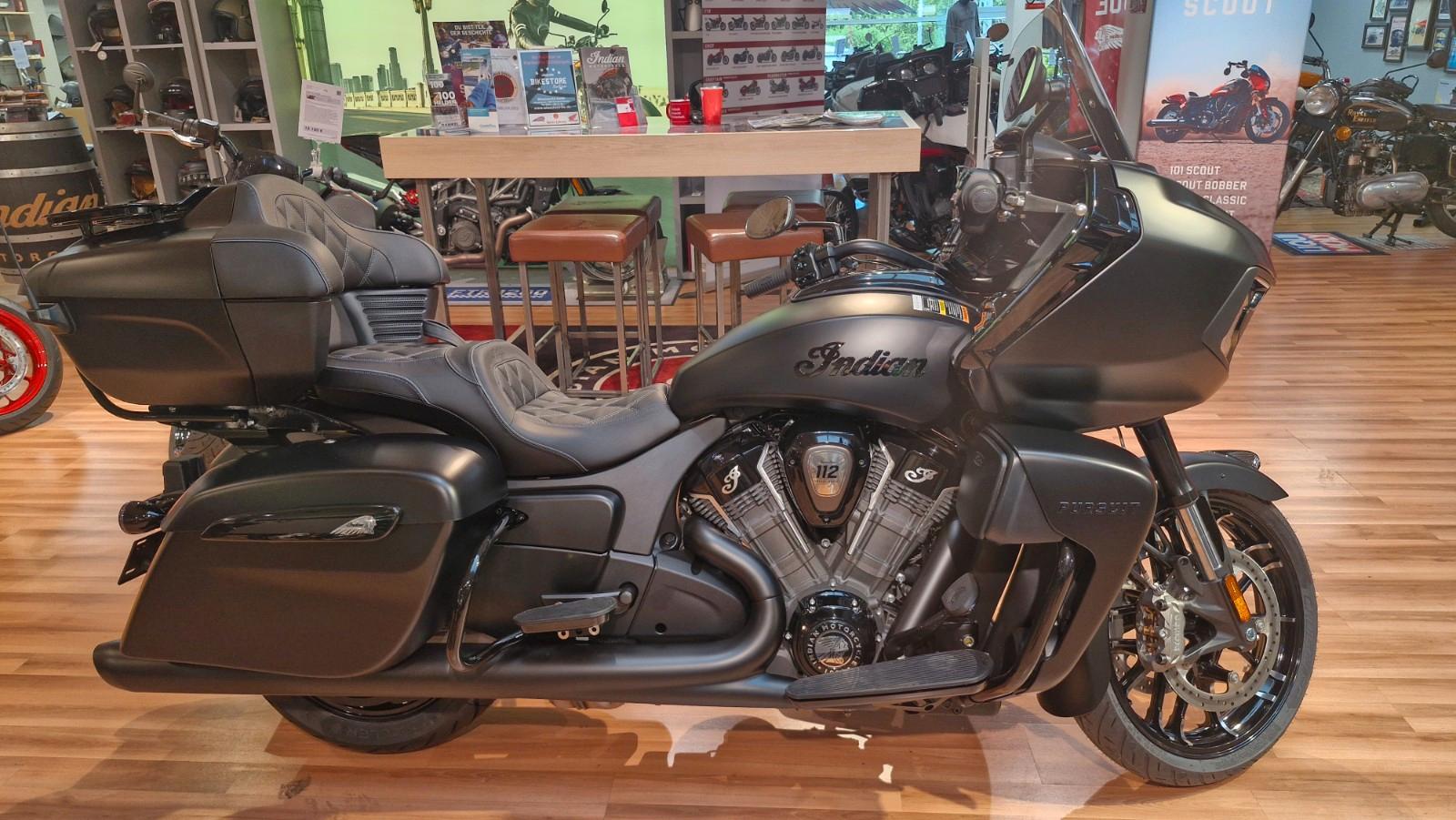 Indian Pursuit Dark Horse Power Plus #125 Jahre Aktion