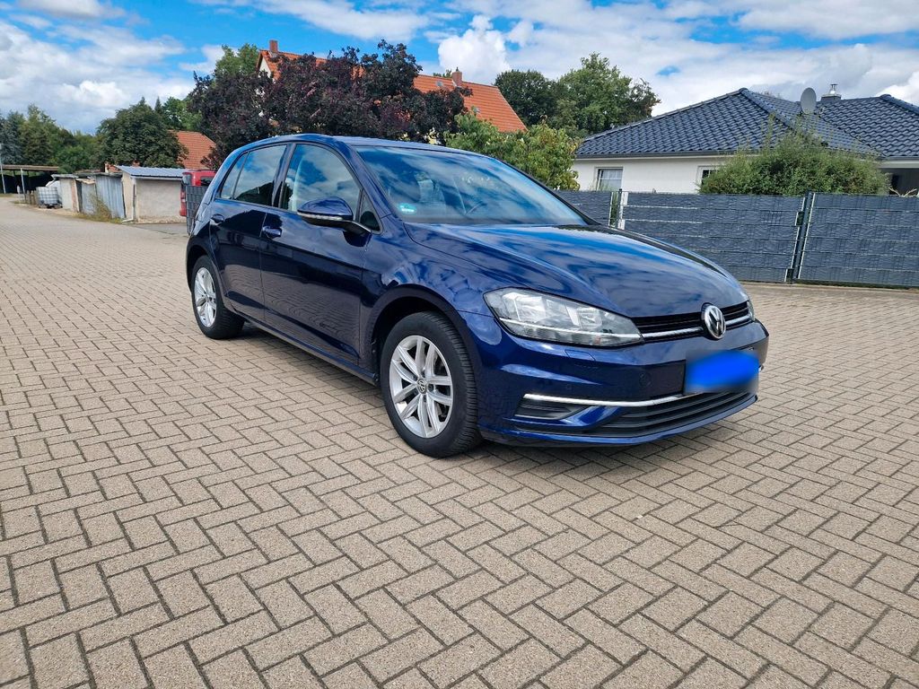 Image of Volkswagen Golf