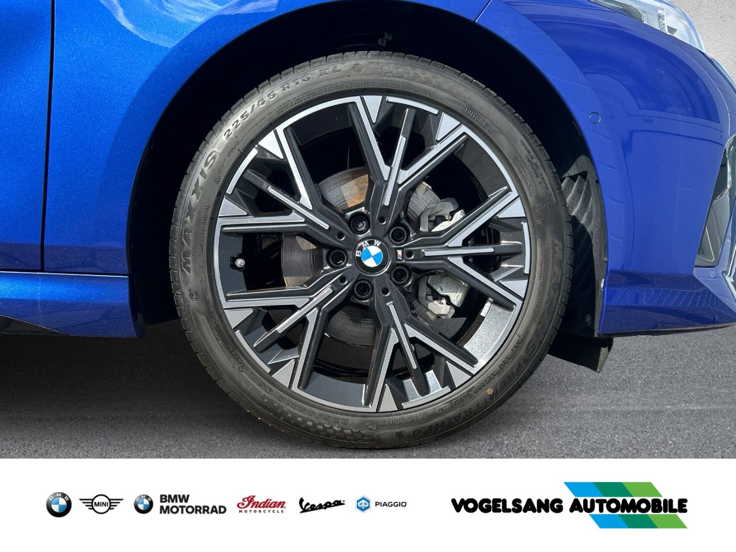 BMW 120 iA Anhänger-Kupplung M Sport Exterieur Park foto 4