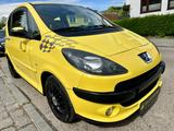 Peugeot 1007 Premium *Automatik* Klima* Neue Ispektion - gebrauchte Peugeot 1007 aus dem Jahr 2005
