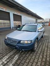 Volvo XC 70 2.4T Aut. AHK Leder - Volvo XC70 mit Benzin-Antrieb: Automatik