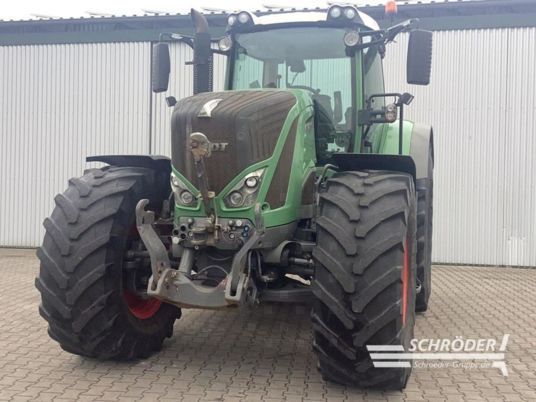 Fendt 933 VARIO S4 PROFI PLUS