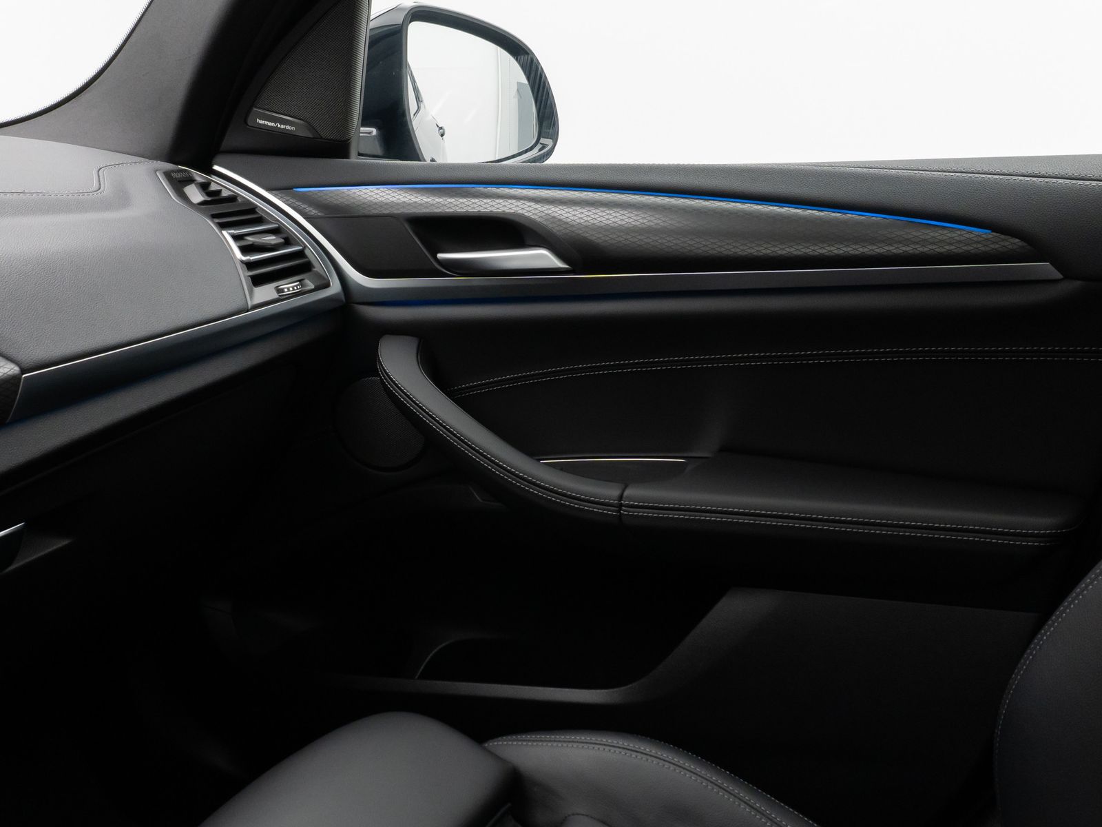 Fahrzeugabbildung BMW X3 xD30e M Sport Panorama Laser 360° HUD DAB H/K