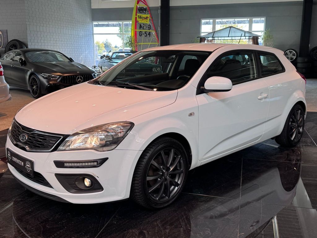 Kia pro cee'd / ProCeed