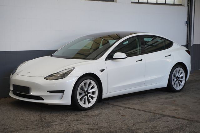 Tesla Model 3 Long Range AWD  *19-Zoll*82 kWh*Matrix-L