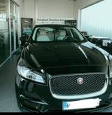 Jaguar F-Pace 20d AWD Portfolio Automatik Portfolio - Jaguar F-Pace in München