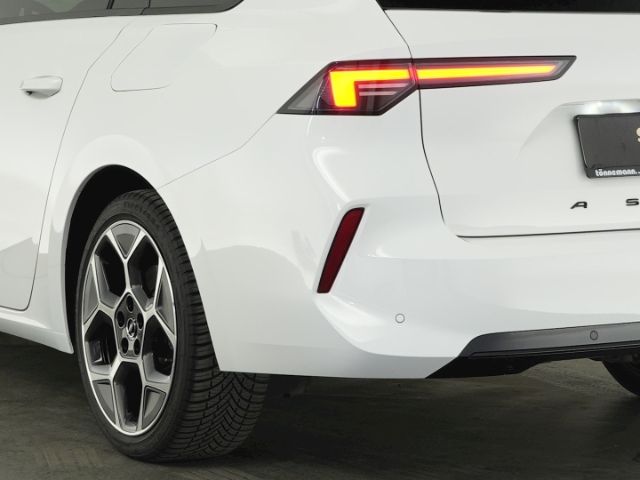 Astra L ST GS PHEV AT+AHK+NAVI+360 GRAD KAMERA+H