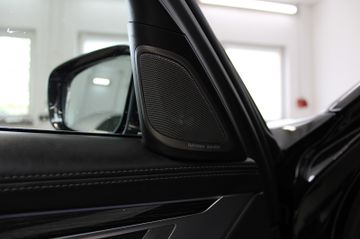 BMW 740 - 11