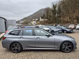 BMW 330 i xDrive M Sport Touring - BMW 330: 330xd