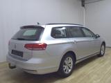 Volkswagen Passat Var. 1.6 TDI Trendline Navi ACC Shz AHK - VW Passat Gebrauchtwagen in Bremen