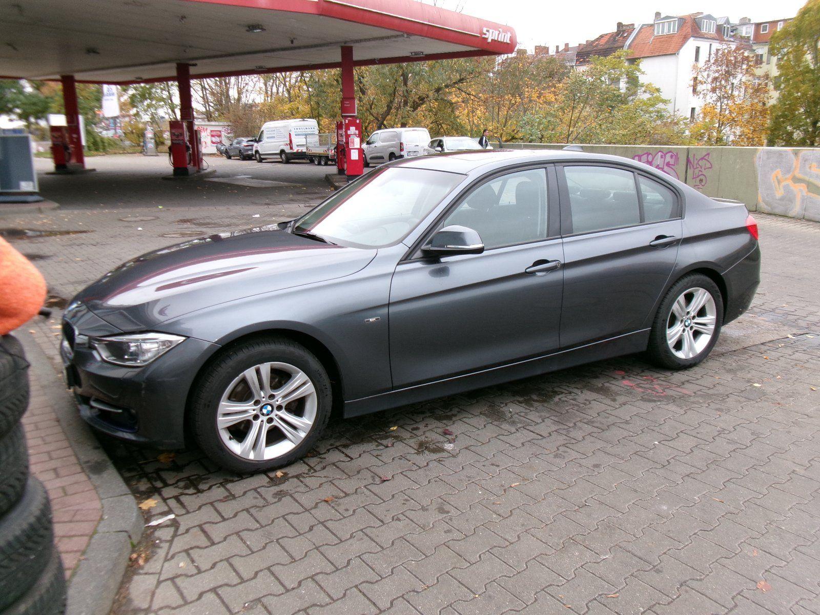 BMW 320