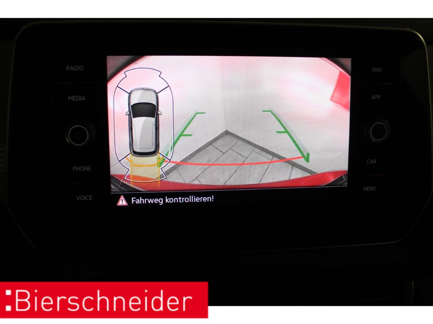 Volkswagen T-Cross - Bild 8