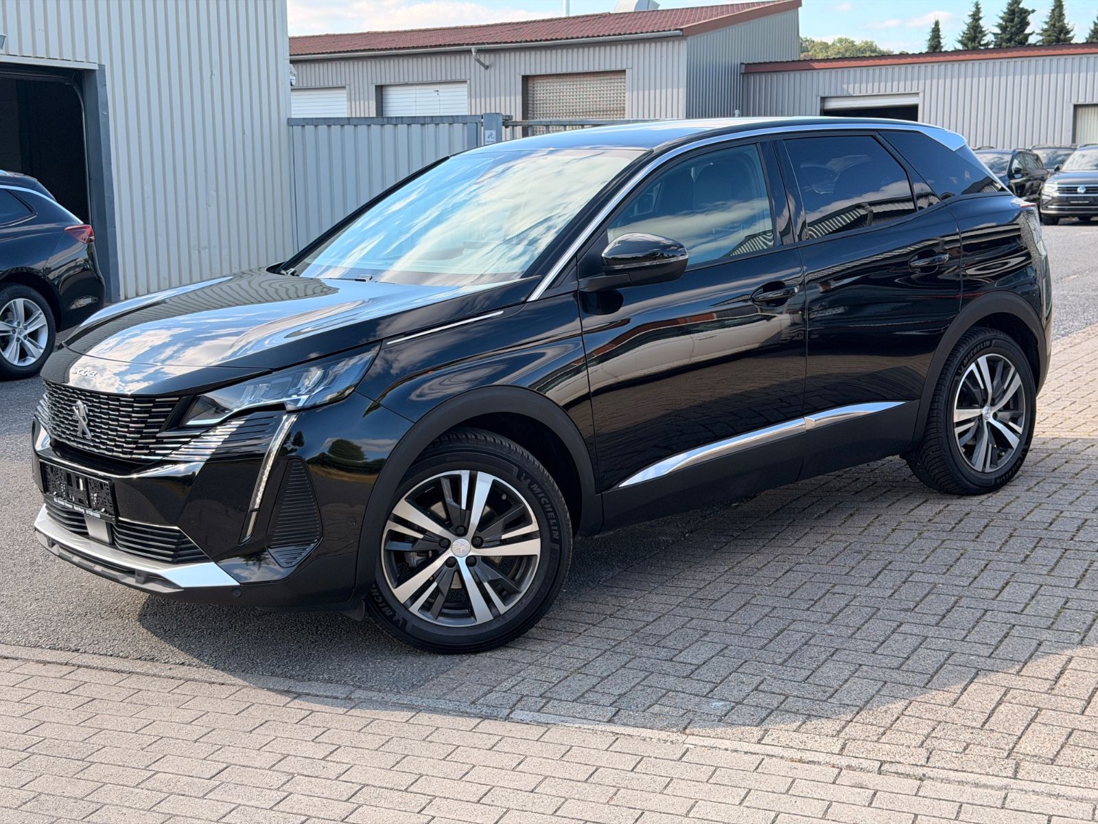 Peugeot 3008 1,5d Autom. Allure Pack*LED*Pr.Dat.04.23 imagem 2