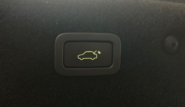 Jaguar XF Prestige/ 1.HAND/ 84.tKM/ 2016/ GARANTIE/ Jaguar XF Prestige/ 1.HAND/ 84.tKM/ 2016/ GARANTIE/