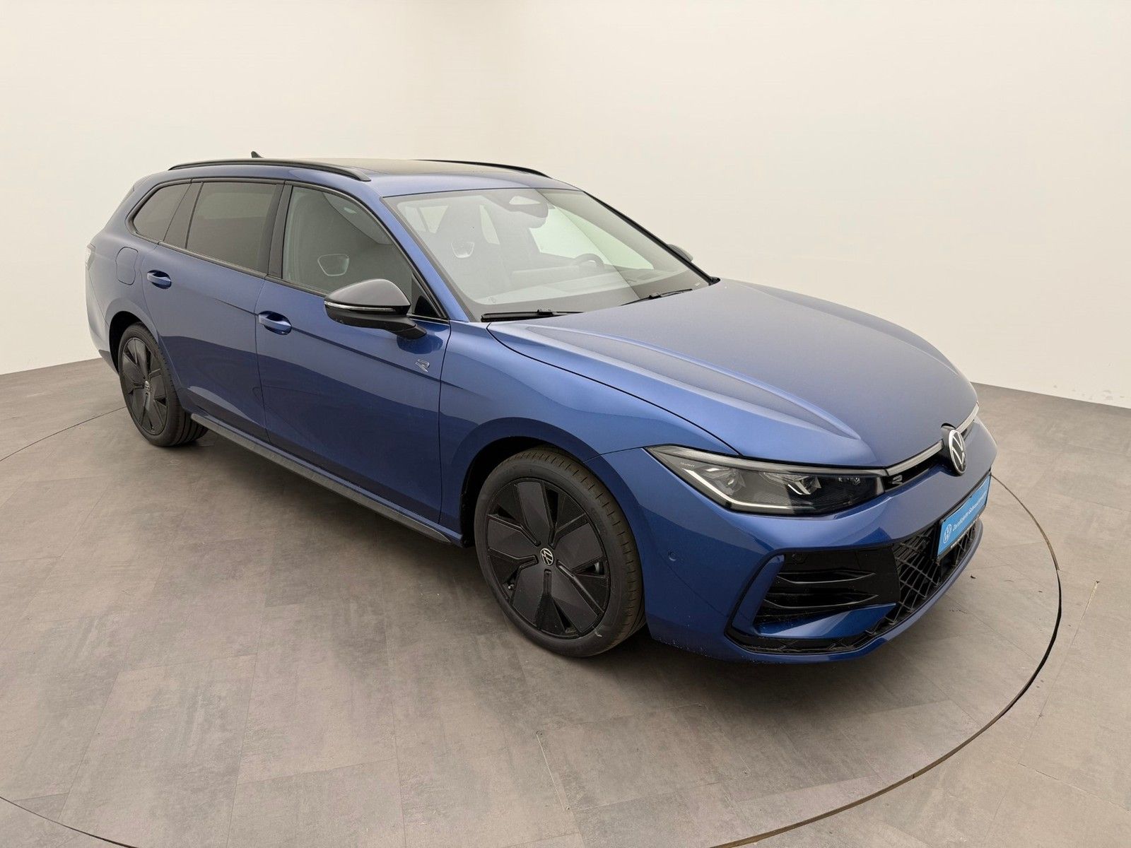 Volkswagen Passat Variant PA 1.5 eHybrid DSG RLineBlackPano foto 2