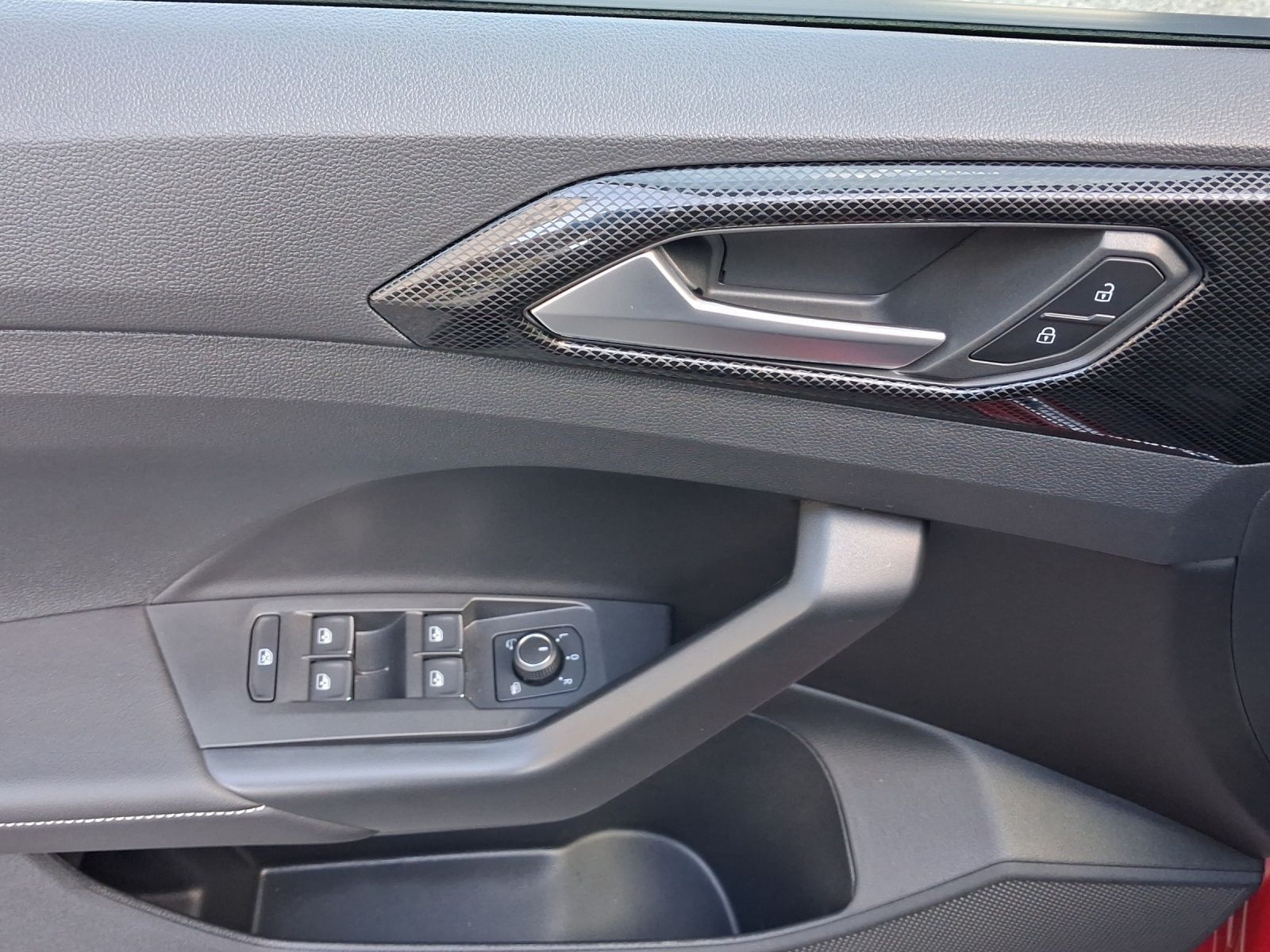 Volkswagen T-Cross - Bild 8