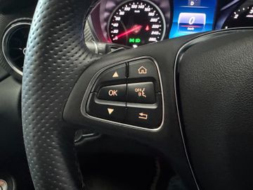 Mercedes-Benz V 250 AMG Paket*AHK*LED*Kamera*SH*Navi
