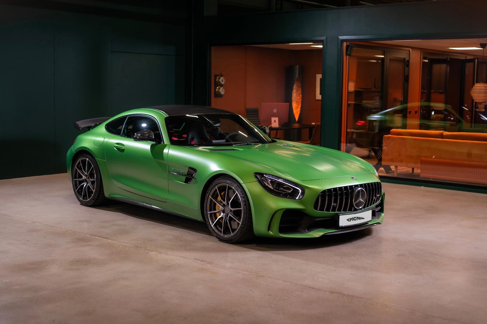 Mercedes-Benz AMG GT R R