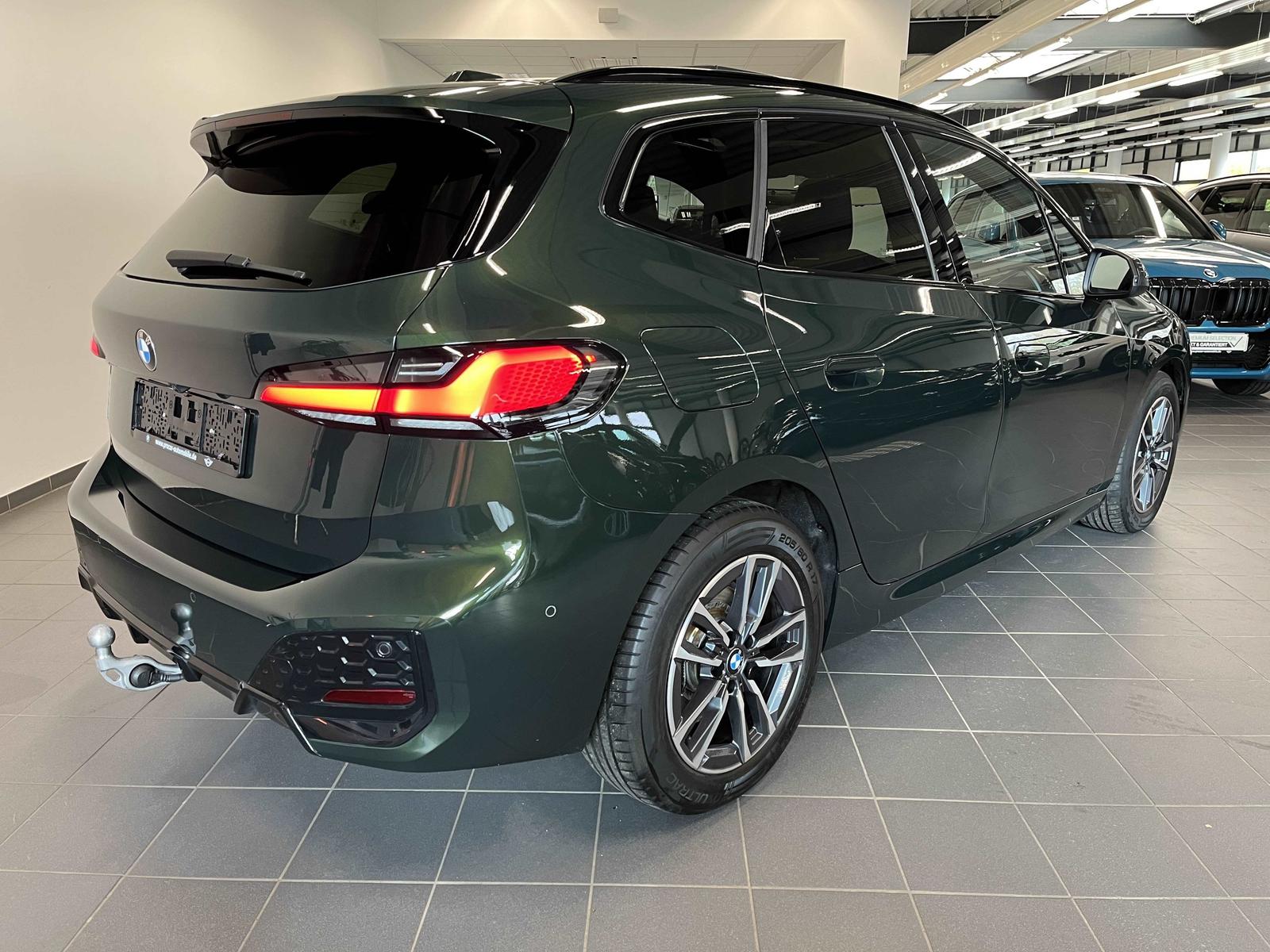 BMW 218d M Sport PANO ACC AHK RFK NAVI LED PDC V+H