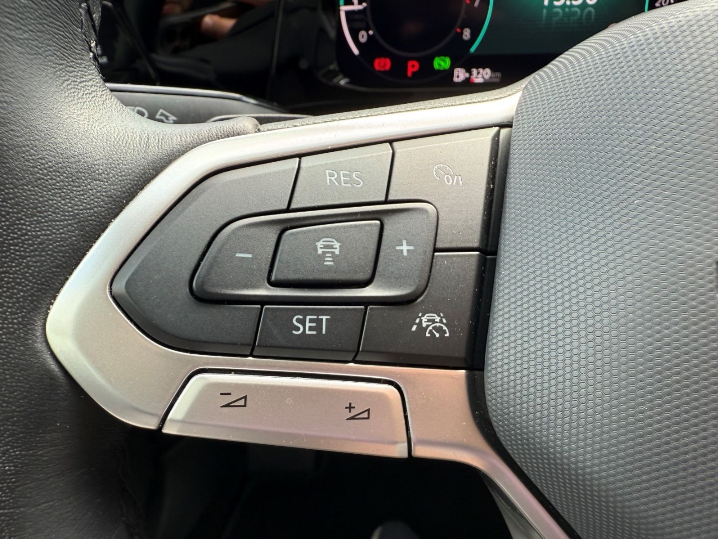 VW Golf Life eTSI 1.5 Mildhybrid EU6d VIII - Image 15