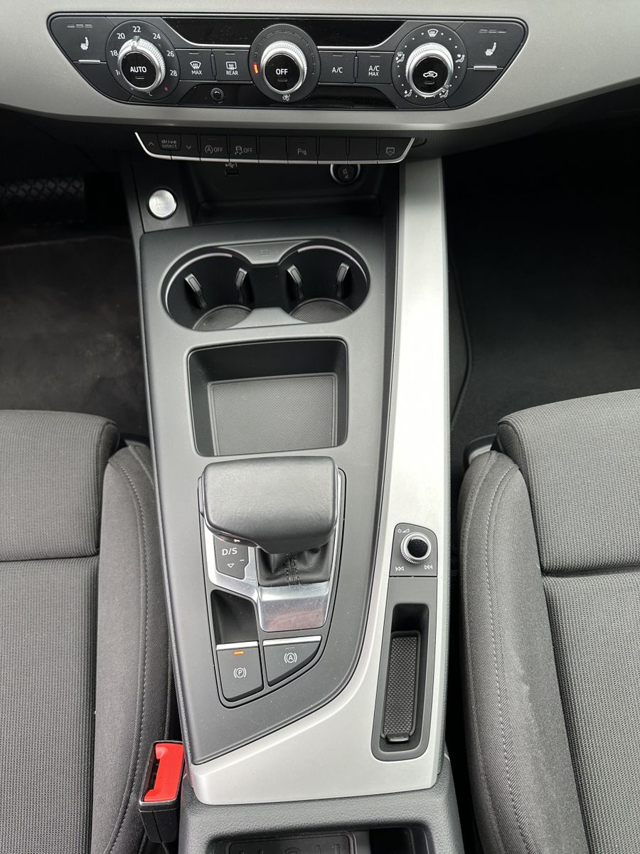 Fahrzeugabbildung Audi A5 SpB 40 TFSI Advanced NAV+LED+KAM+B&O+SHZ+18ZO