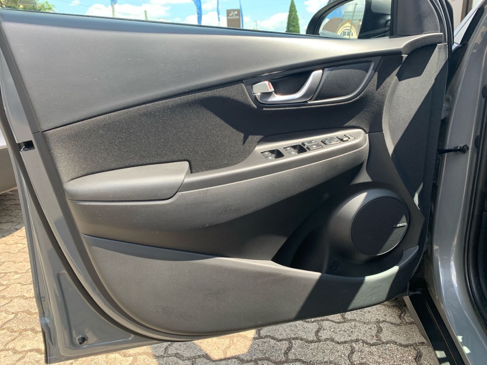Fahrzeugabbildung Hyundai KONA 1.6 GDI Trend Hybrid Navi