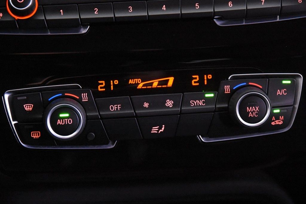 BMW X1 sDrive18i *1.Hand*Navi*Kamera*EHK* foto 10